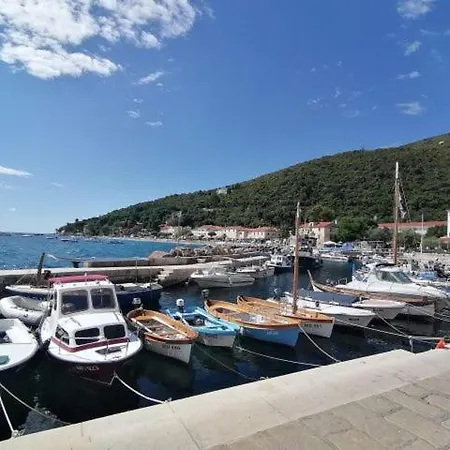 Antea -kvarner Gulf Apartment *